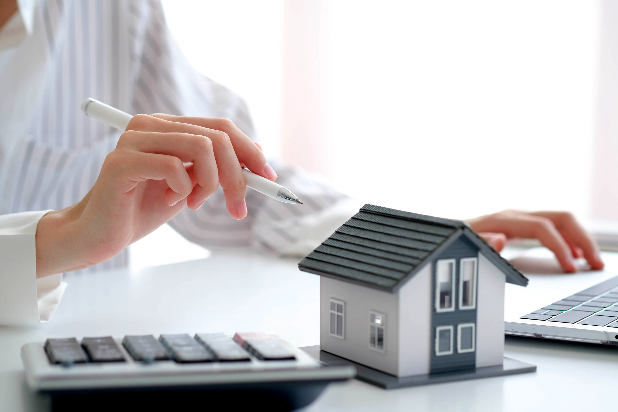 Could Global Treasury Pressure Keep Mortgage Rates Higher for Longer?